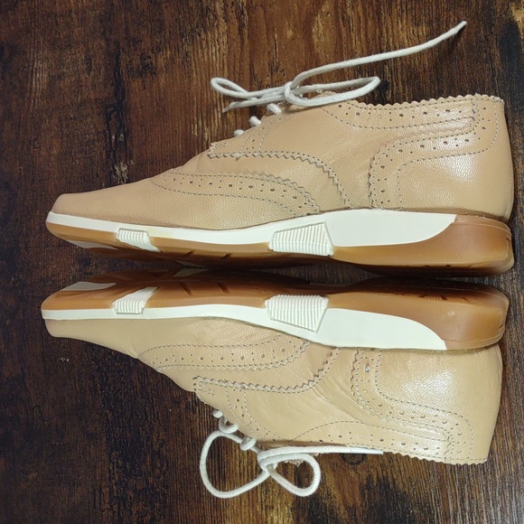 Enzo Angiolini Leather Lace-up Flats - Picture 10 of 12